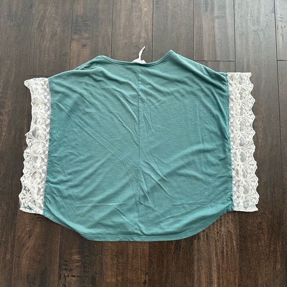 KINA blue/green flowy top in size small - Picture 2 of 5
